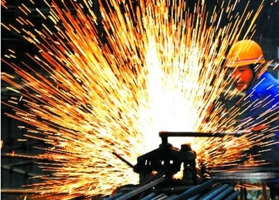 Aluminium nears record high as Russia-Ukraine conflict threatens supplies